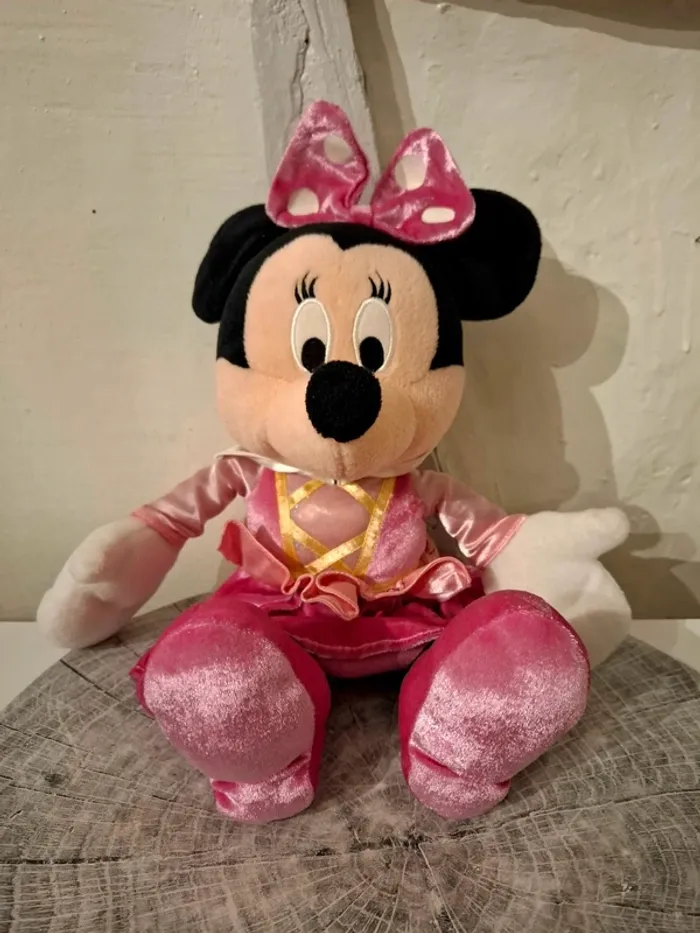 Peluche Minnie princesse