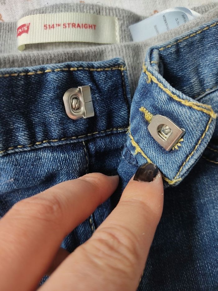 Jean Levi's 514 straight - Taille 9 mois - Parfait état - photo numéro 5