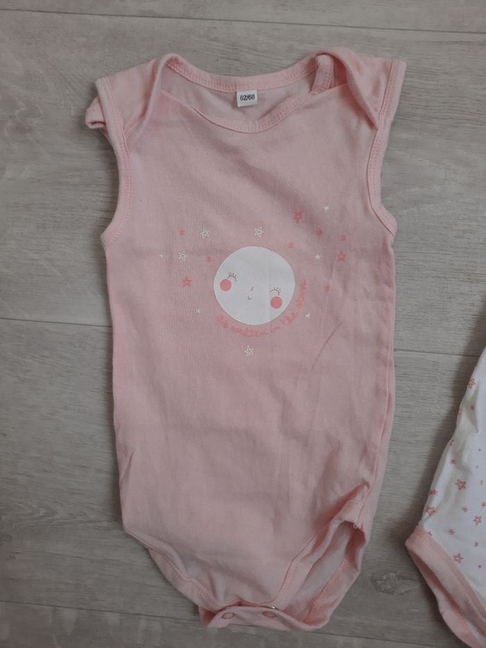 Lot de 2 bodys - photo numéro 2