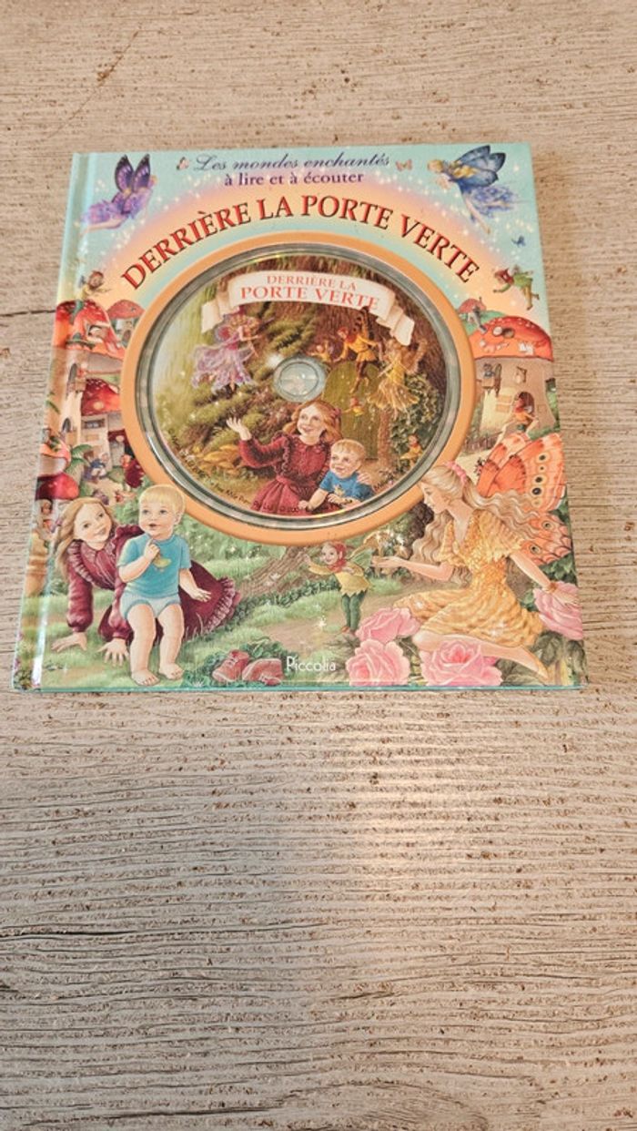 Livre classique + CD Derrière la porte verte, Piccolia, neuf - photo numéro 2