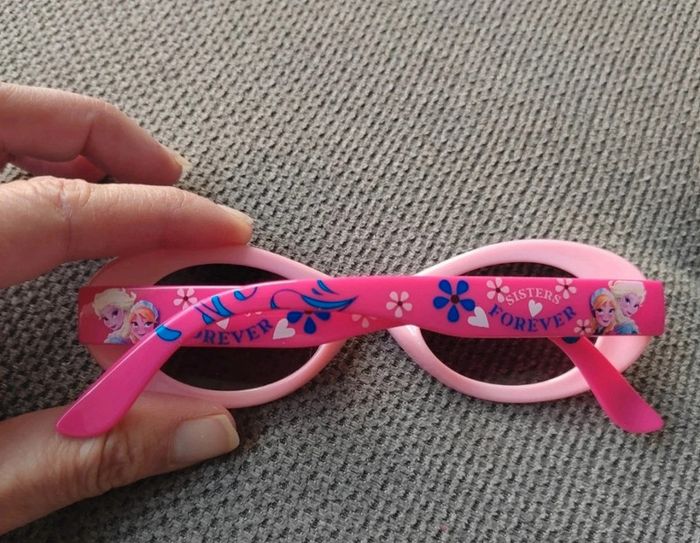 Lunettes de soleil reine des neiges - photo numéro 3