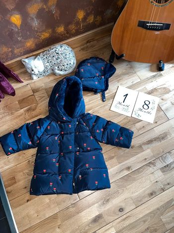 Jolie veste chaude+cagoule jacadi 18mois/81cm bleu marine motifs fleurs
