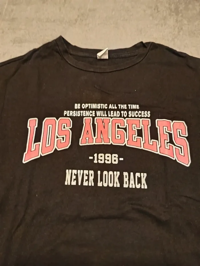 Vends tee-shirt enfant SHEIN los Angeles taille 10 -11 ans. - photo numéro 2