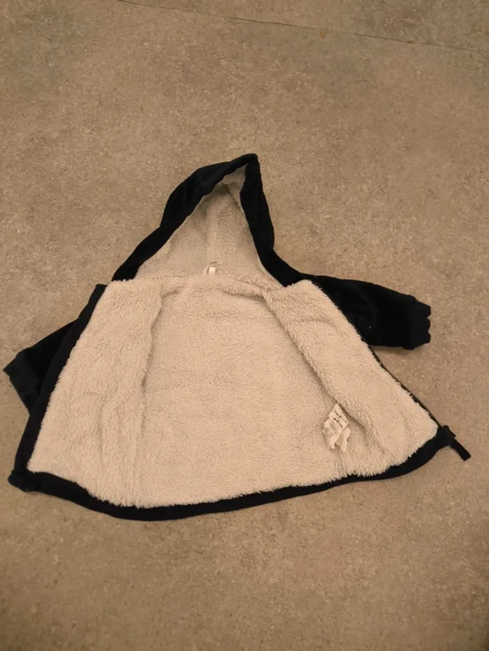 Gilet/manteau 6 mois - photo numéro 2