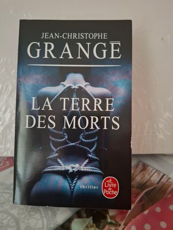 La terre des morts