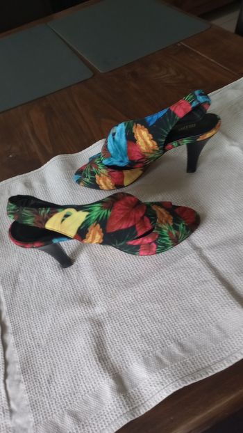Chaussures Minelli taille 39