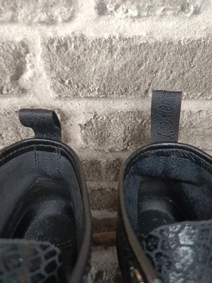 Dr. Martens - Noir Python taille 38 - photo numéro 5
