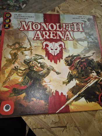 Jeu de société monolith arena