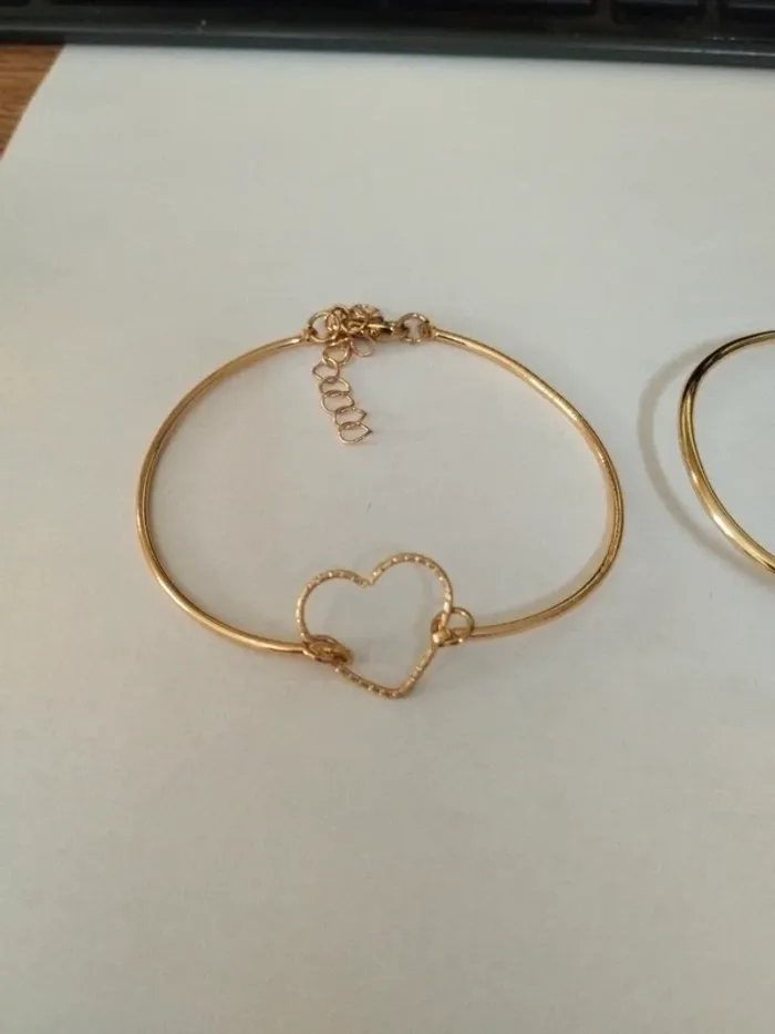 Lot de 3 bracelets jonc dorés fantaisies neufs - photo numéro 2