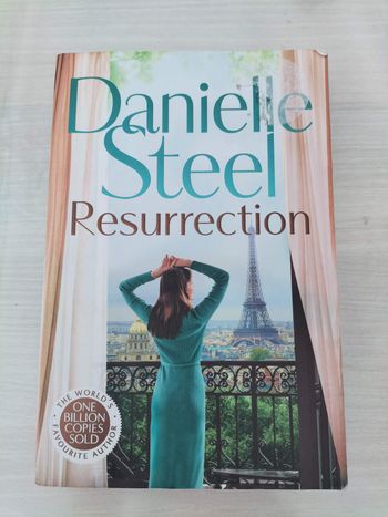 Livre / book : resurrection - Danielle Steel