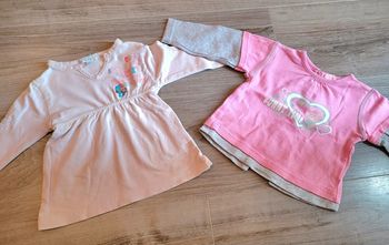 Lot 2 vêtements fille 6 mois
