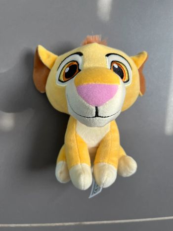 Peluche roi lion simba Disney en très bon état