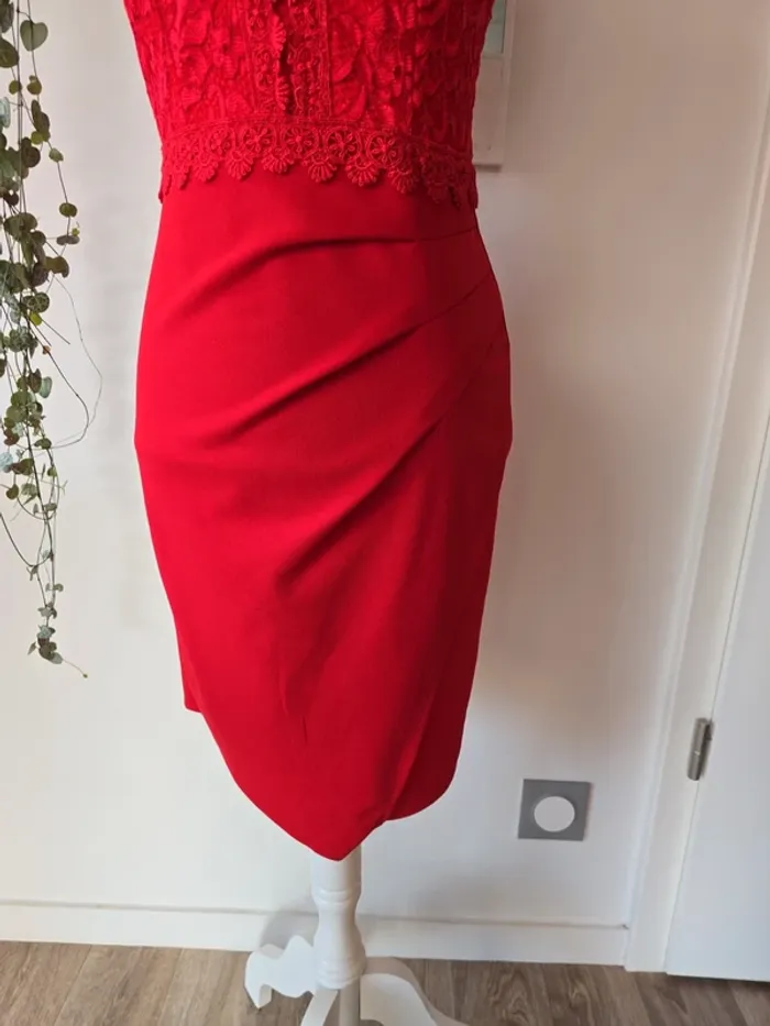 Robe rouge - photo numéro 5