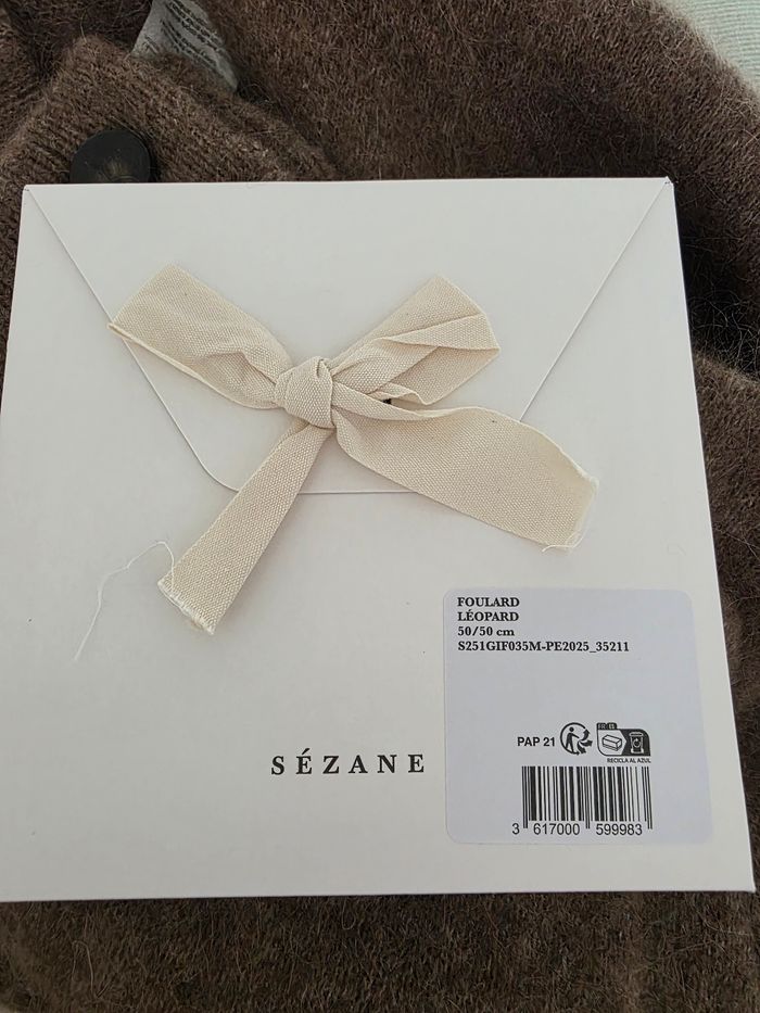 Foulard Léopard Sézane - photo numéro 2