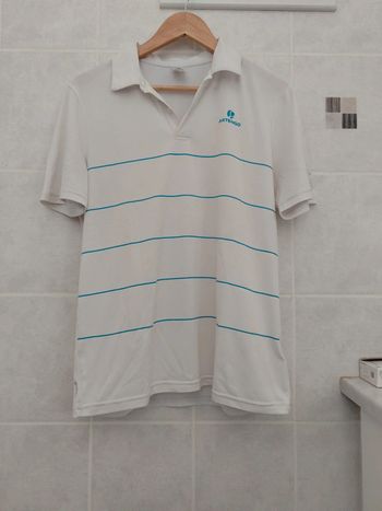 Polo tennis taille M excellent état