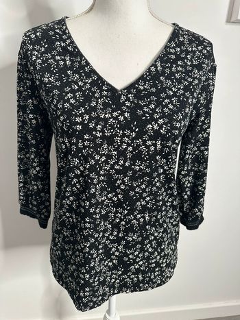 Blouse à fleurs noire blanche et argentée Promod T36 S