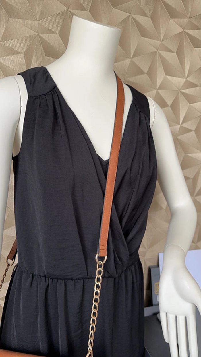 Robe noire - photo numéro 2