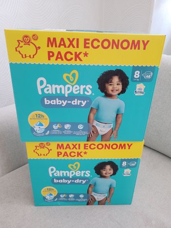 Couche pampers taille 8
