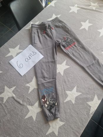 Pantalon survêtement Marvel