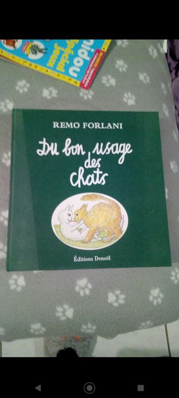 Grand Livre Du bon usage des chats Remo Forlani