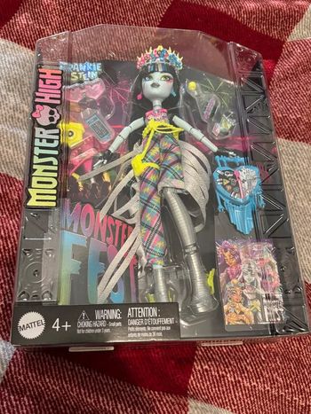 poupee monster high  frankie stein