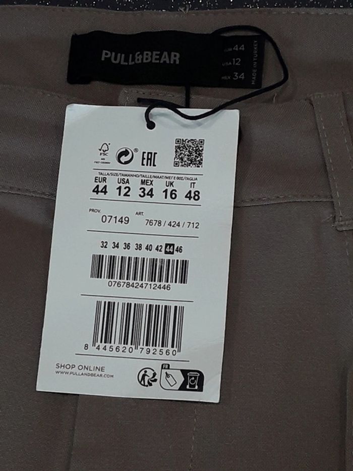 Pantalon Pull and Bear neuf - photo numéro 4