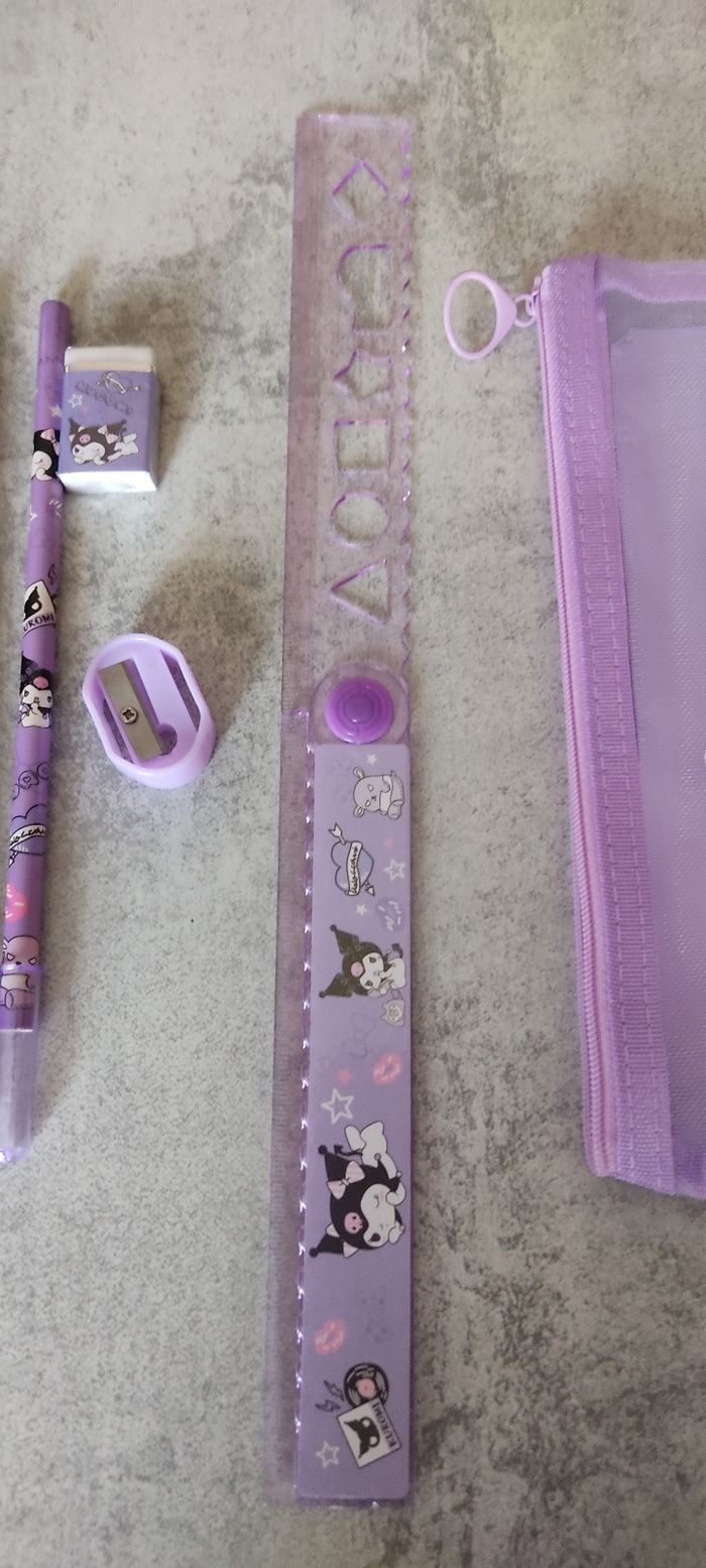 Ensemble de papeterie Sanrio "Kuromi" - photo numéro 4