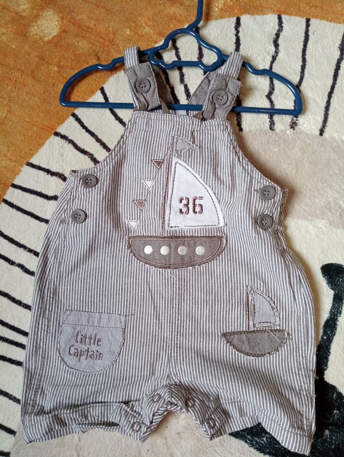 Salopette taille 6 mois