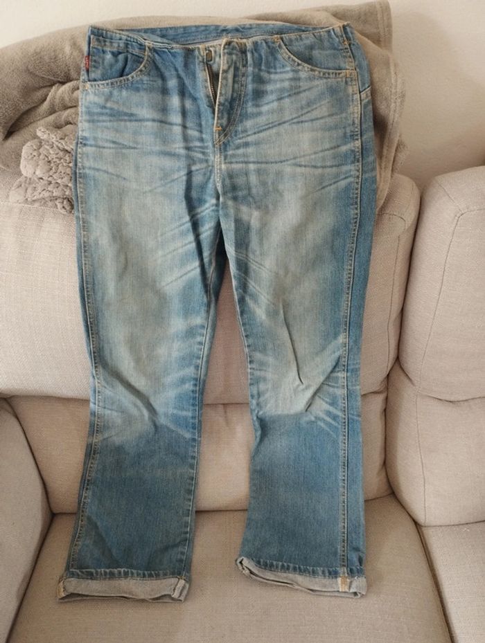 Levis bleu ciel