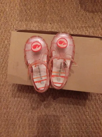 Nus pied D'eau Enfant
