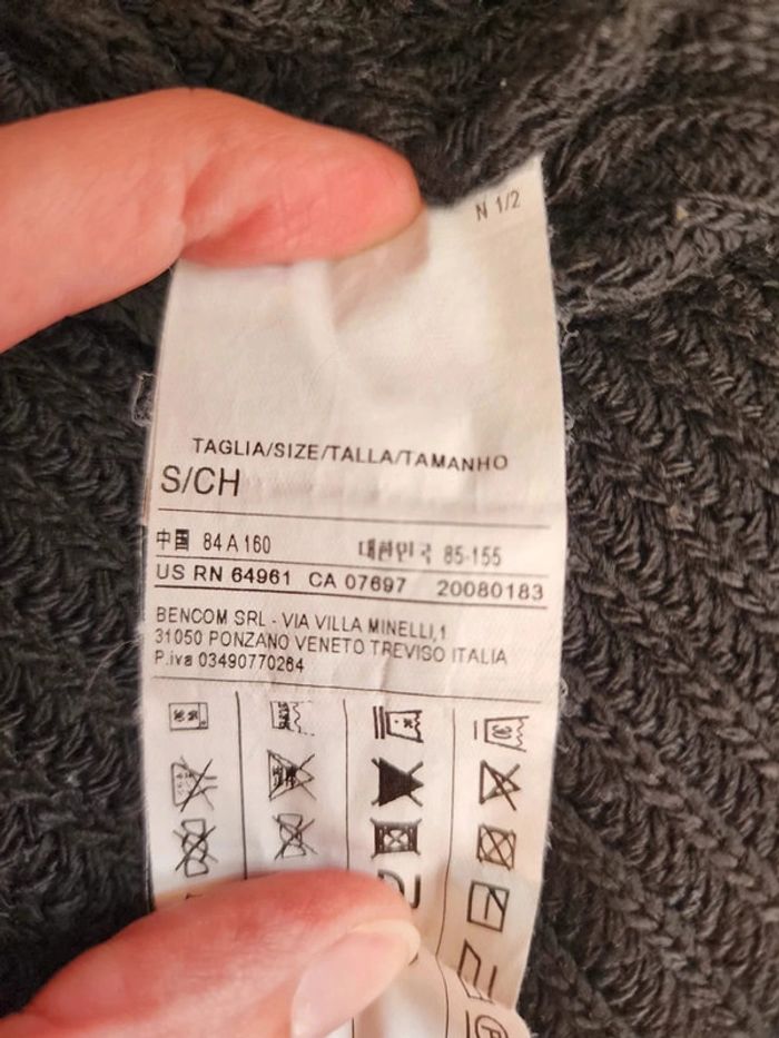 🌸Pull fin noir Benetton Taille 36🌸 - photo numéro 5