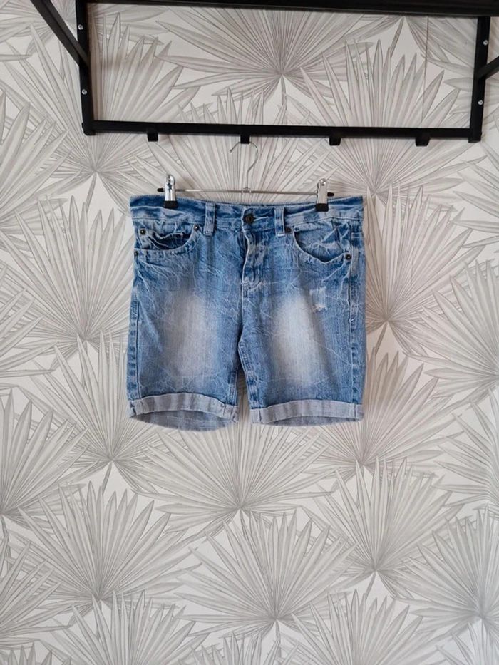 Joli short en jean taille 36