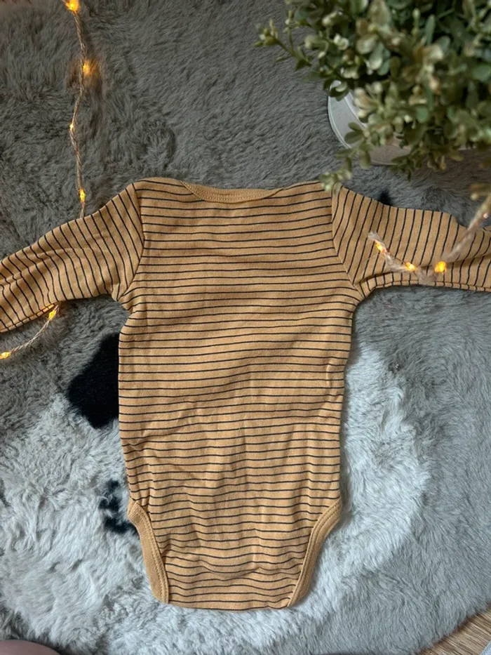 Body bébé - photo numéro 3
