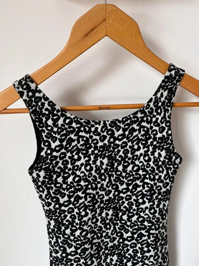 Robe léopard H&M 32 - photo numéro 2