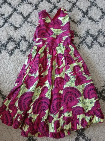 Jolie Robe d'été fille Taille 6 ans🌿💝