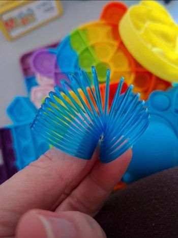 Petit jouet ressors enfant