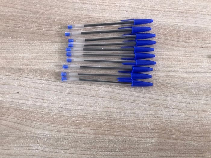 10 bic bleu