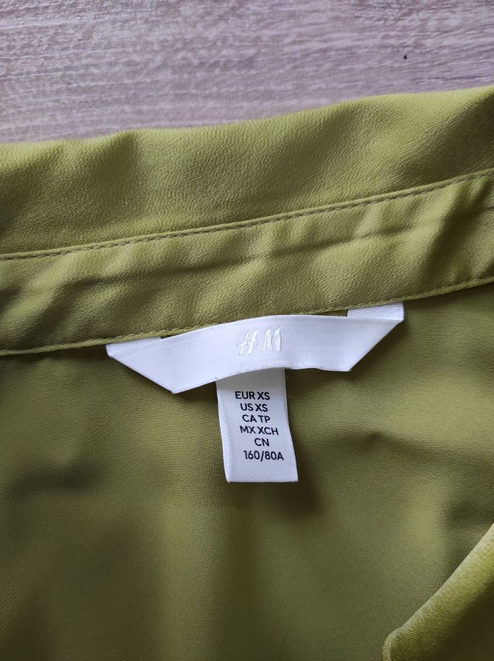 Robe portefeuille satinée H&M verte taille XS 34 - photo numéro 5