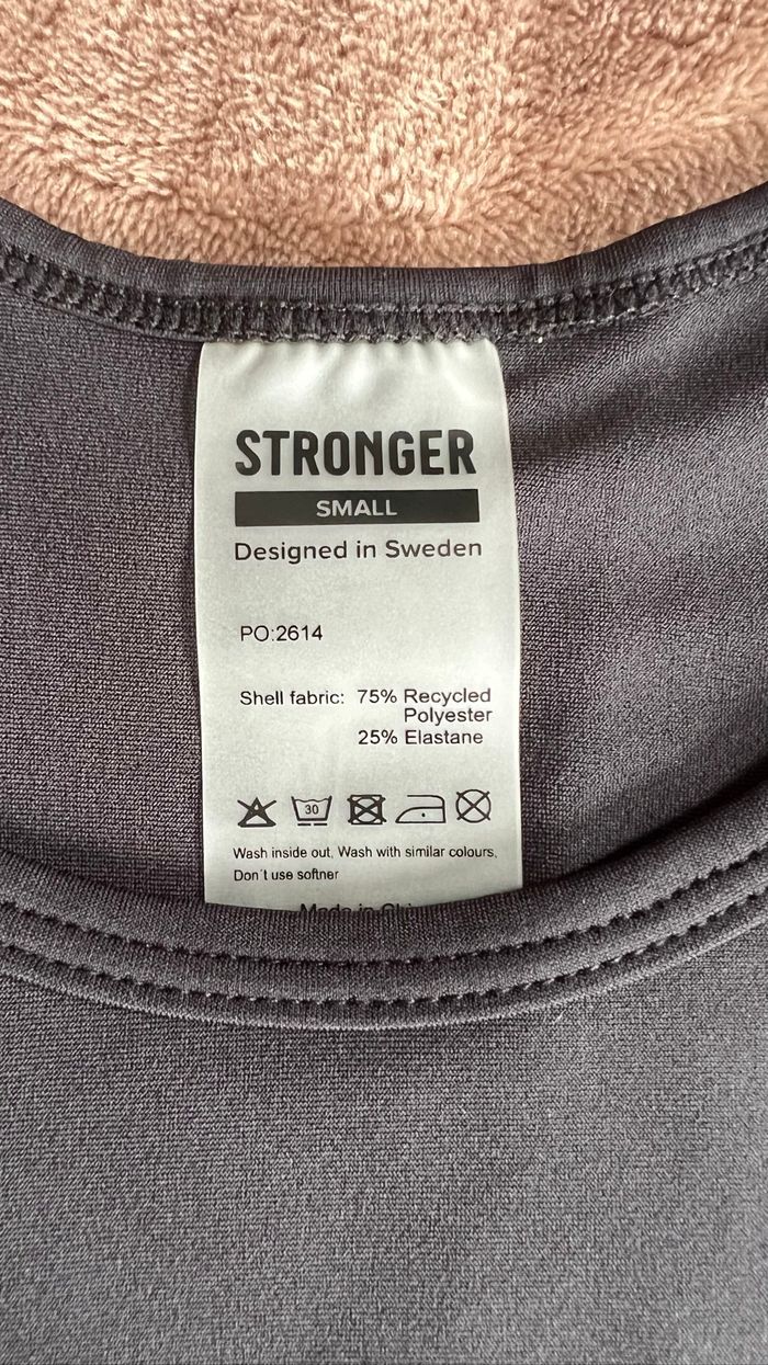 Brassière de sport noire Stronger taille S - photo numéro 4