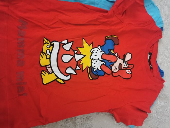 Lot de 5 tee-shirt Mario bon état - photo numéro 3