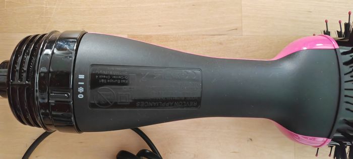 Brosse soufflante coiffante séchante Revlon Neuve - photo numéro 3