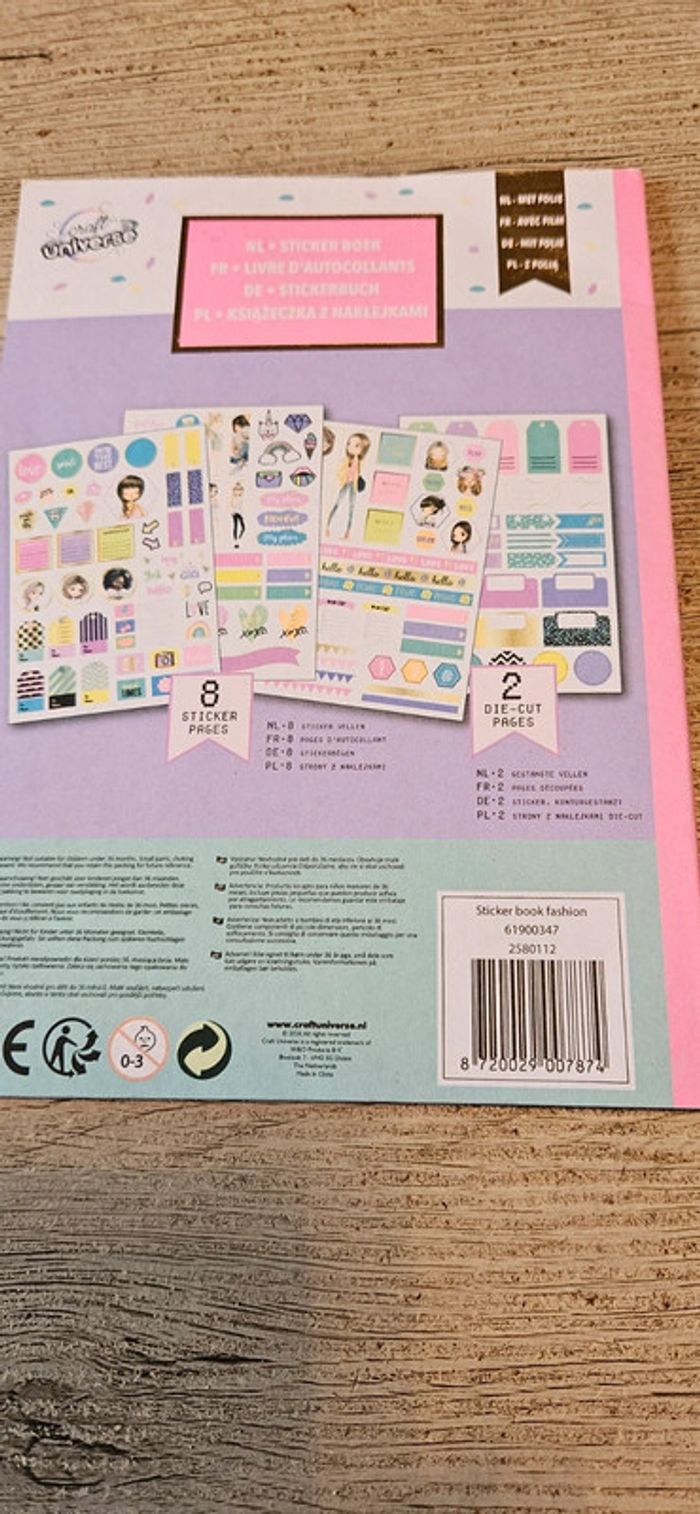 Livre de stickers pour fille, 9 pages - photo numéro 4