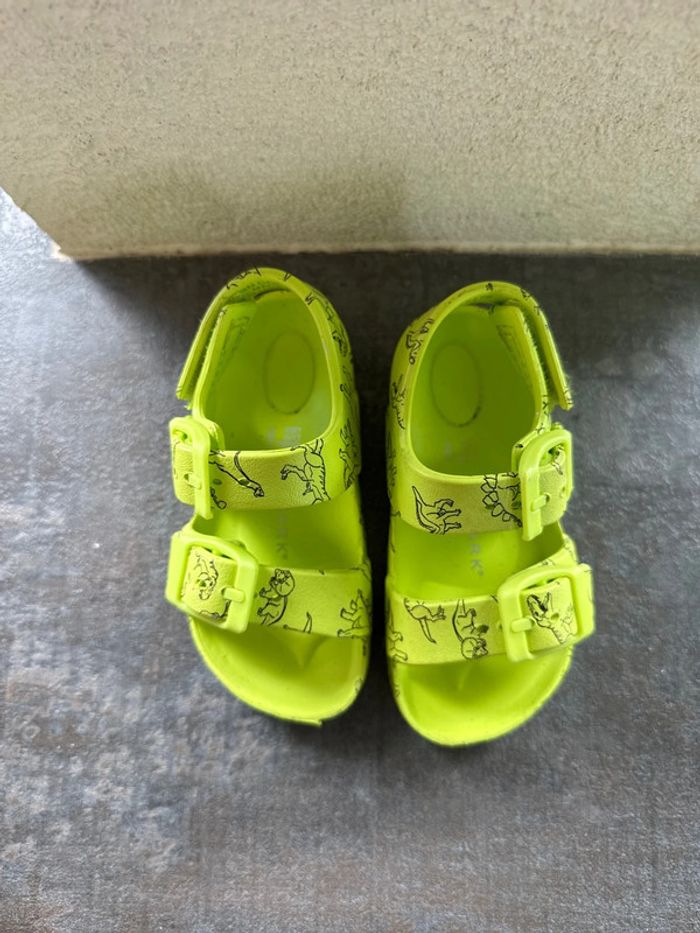 Sandalette enfant taille 22 - photo numéro 3