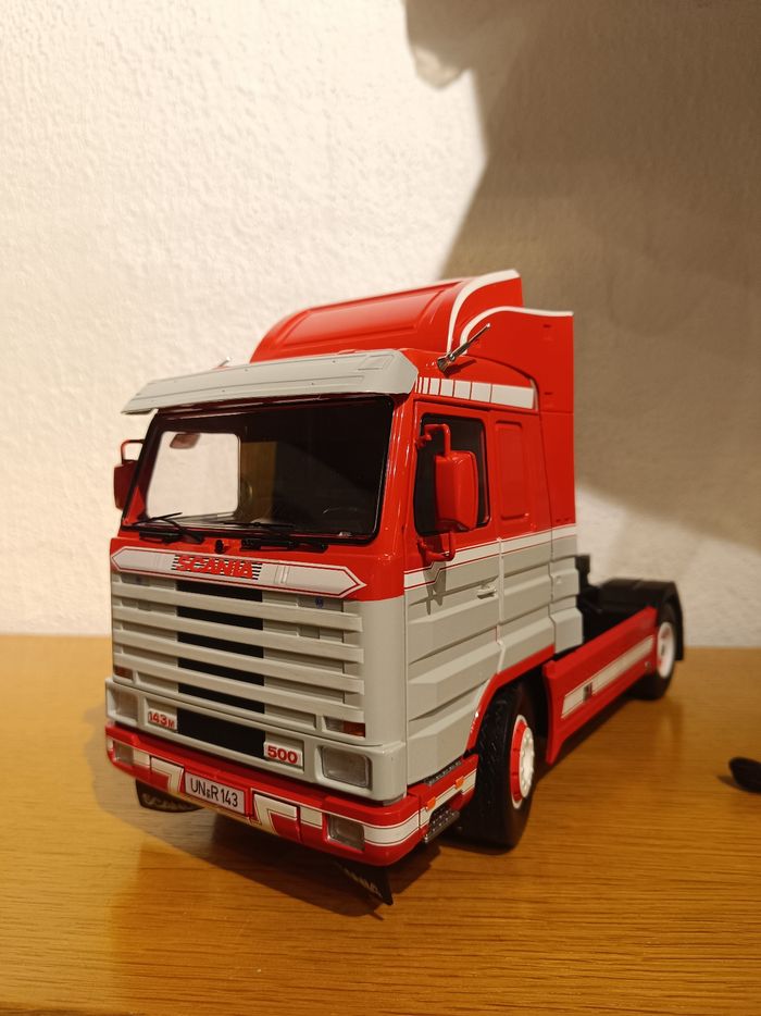 Scania Camion 1/18
