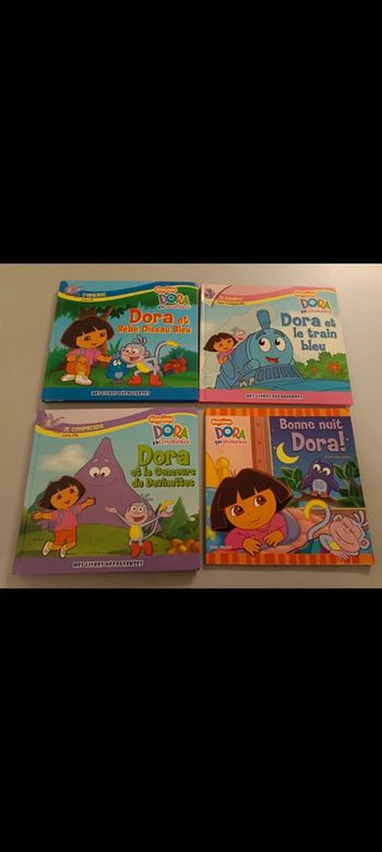 3- Lot de livres Dora l'exploratrice
