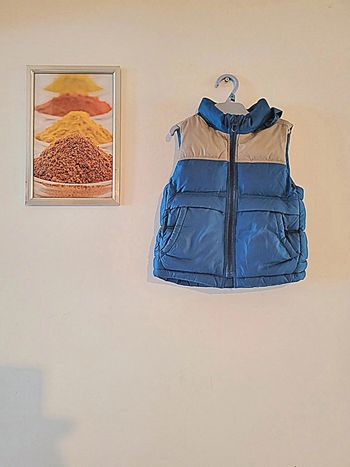 Veste sans manches avec capuche zara 18 mois