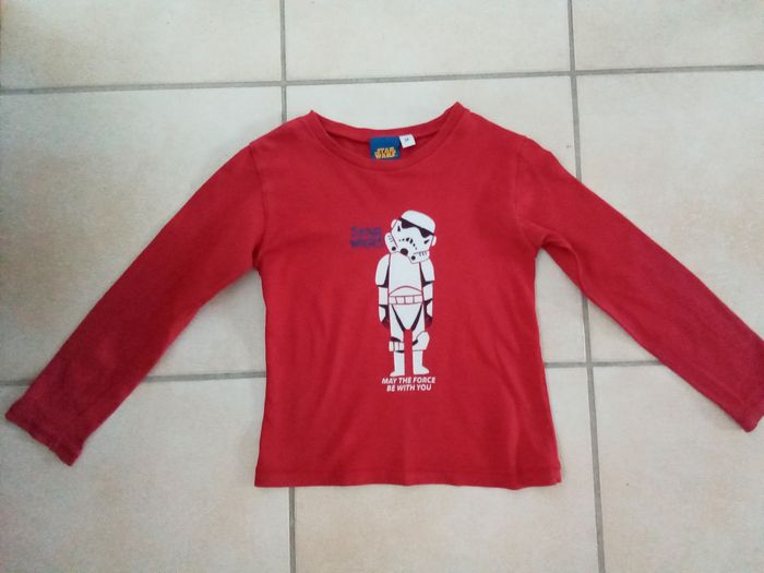 T-shirt Star Wars taille 5 ans - photo numéro 1