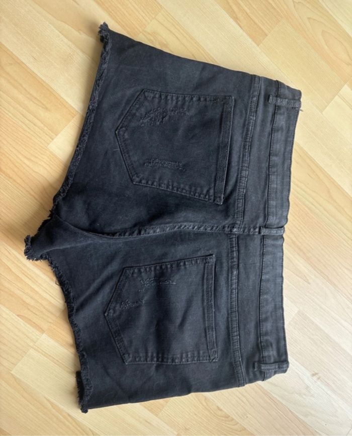 Short - photo numéro 2