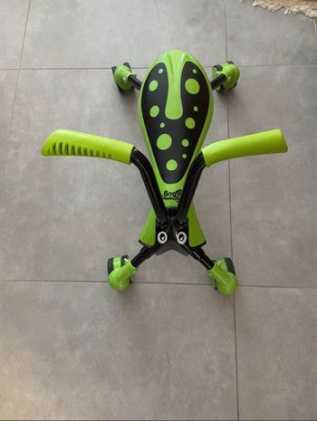 Scramble Bug Hornet