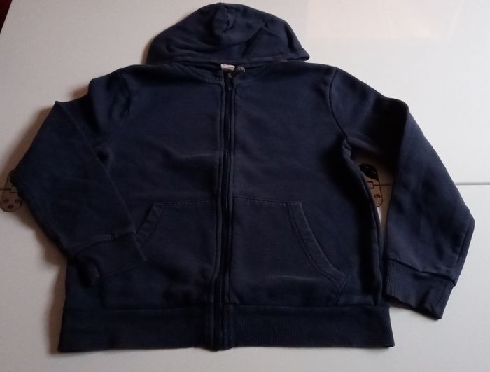 Sweat 10 ans - photo numéro 2